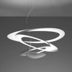 Hvid design hængelampe Pirce, 67×69 cm