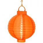 Orangefarvet solcelle lampion Jerrit med LED lys