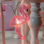 Fantastisk LED-festlyskæde Flamingo – 10-delt