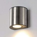 Lille rund LED væglampe Ilumi til udendørs brug