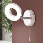 Praktisk LED-væglampe Gonaro med snorekontakt