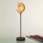 Dekorativ bordlampe GAZZELLA med guld