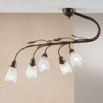 Loftlampe CAMPANA med 5 lyskilder, blomsterdesign