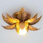 ANTIK loftlampe med guldfarvede blade