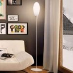Standerlampe SPILLO med minimalistisk design