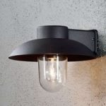 Formskøn udendørs væglampe “Mani”, i sort