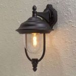 Enkel udendørs væglampe “Parma” – hængende, i sort