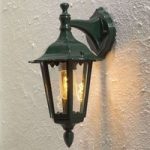 Udendørs væglampe Firenze S, hængende/grøn