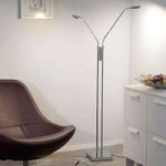 Wellata LED-gulvlampe med 2 lyskilder