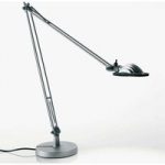 Berenice LED bordlampe i industrielt design