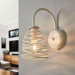 Væglampe Orto i imponerende design
