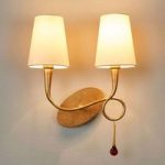 Paola – gylden væglampe, 2 lyskilder