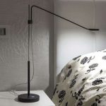 Elegant formet LED-skrivebordslampe Tecla