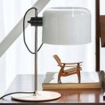 Coupé – tidløs designer bordlampe, hvid