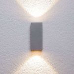 Sølvfarvet udendørs væglampe Tavi m. Bridgelux LED