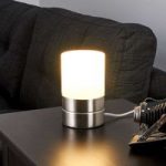 Sevda – LED-bordlampe med cylinderform