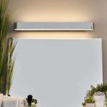 Neven – bred krom væglampe med LED