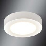 Rund LED-loftslampe Esra til badeværelset